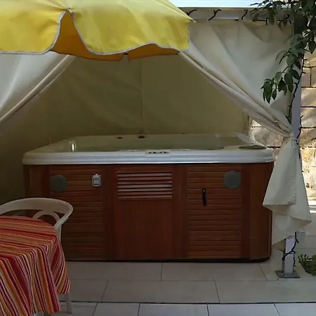 Sands * San Giuliano