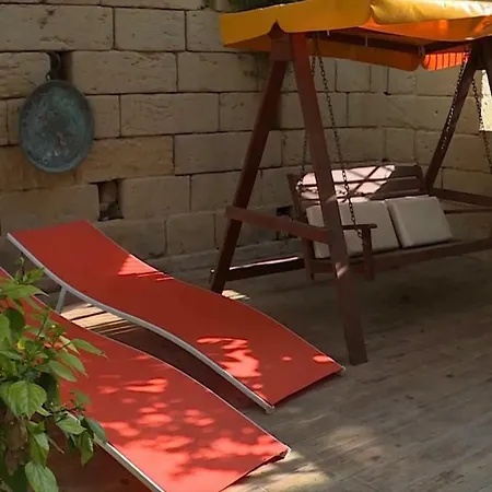 Sands Apartment San Ġiljan