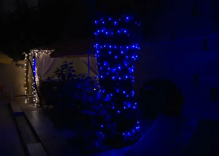 Sands سانت جوليان